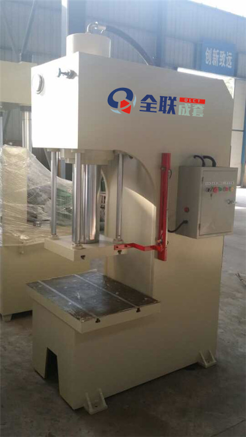 單(dan)柱液壓機