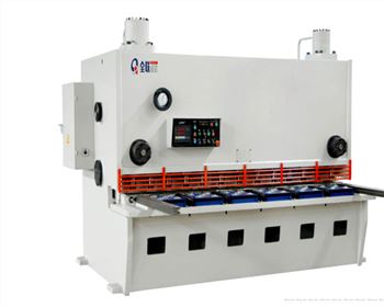 液壓閘(zhá)式剪闆(pan)機