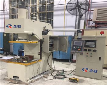 西甯熱(rè)壓下陷成型(xíng)機