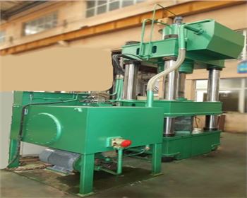 鹽舔(tiǎn)磚液壓機(ji)液壓裝置(zhì)概述