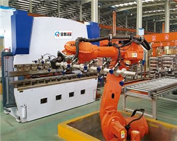 西(xi)甯數控折彎(wān)機自動上下(xia)料機器人自(zi)動化生産線(xian)